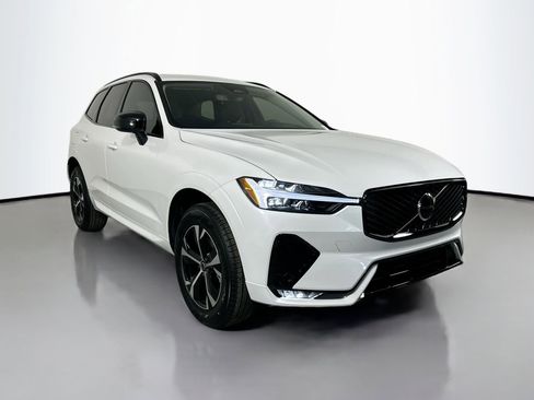 New 2026 Volvo XC60 B5 Core AWD/4WD image 3
