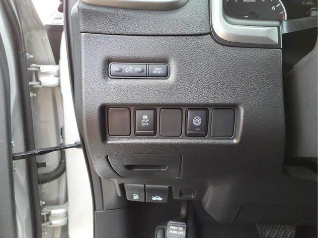 Used 2023 Nissan Murano S AWD/4WD image 14