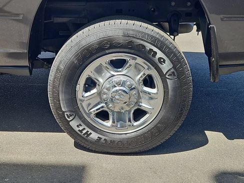 Certified 2024 RAM 2500 Tradesman w/ Chrome Appearance Group AWD/4WD image 9