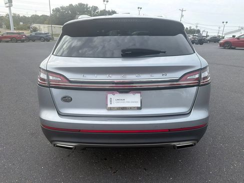 Certified 2022 Lincoln Nautilus Reserve AWD/4WD image 4