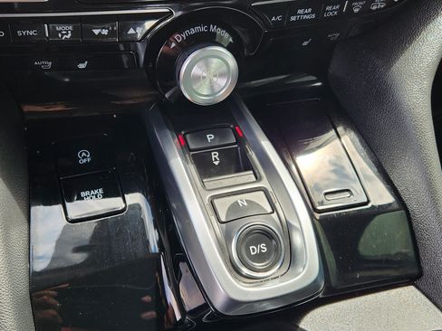 Certified 2024 Acura MDX SH-AWD image 22