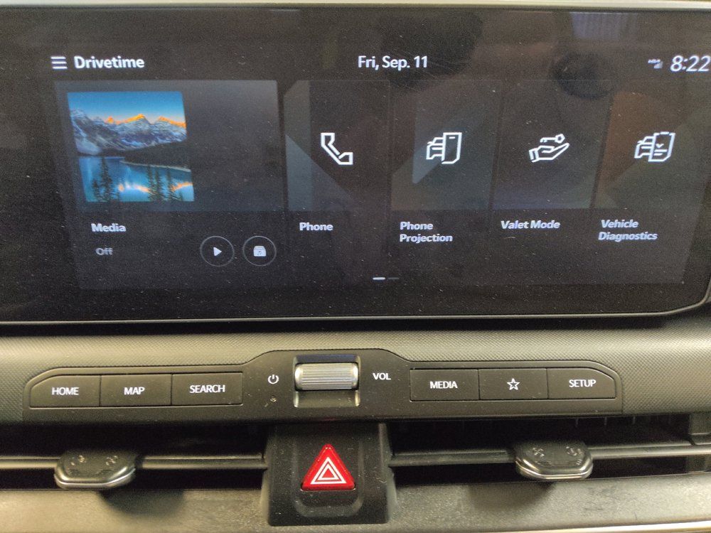 Used 2025 Kia K4 FWD image 25