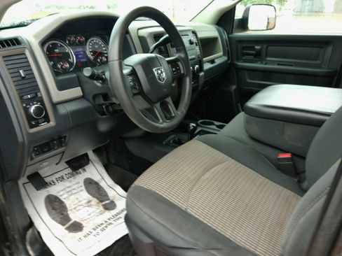 Used 2012 RAM 2500 ST w/ Chrome Appearance Group AWD/4WD image 16