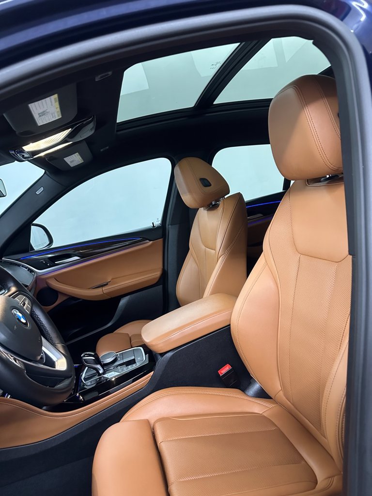 Used 2023 BMW X4 xDrive30i AWD/4WD image 12