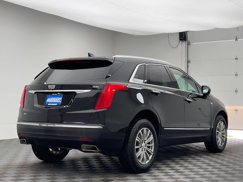 Used 2017 Cadillac XT5 Luxury w/ Driver Awareness Package AWD/4WD image 8