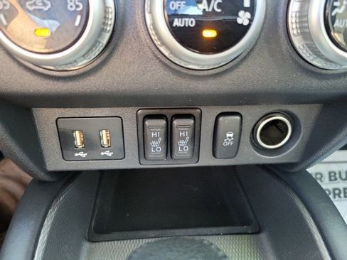 Used 2021 Mitsubishi Outlander Sport SE image 10