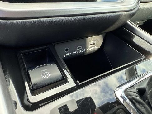 Used 2025 Subaru Outback Limited w/ Popular Package #2 image 30