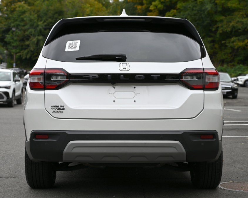 Used 2023 Honda Pilot EX-L image 4
