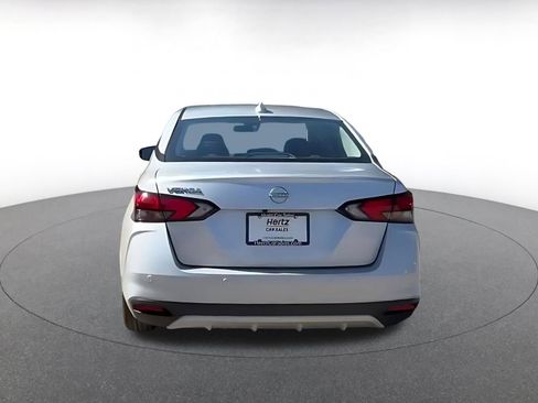 Used 2025 Nissan Versa SV FWD image 12
