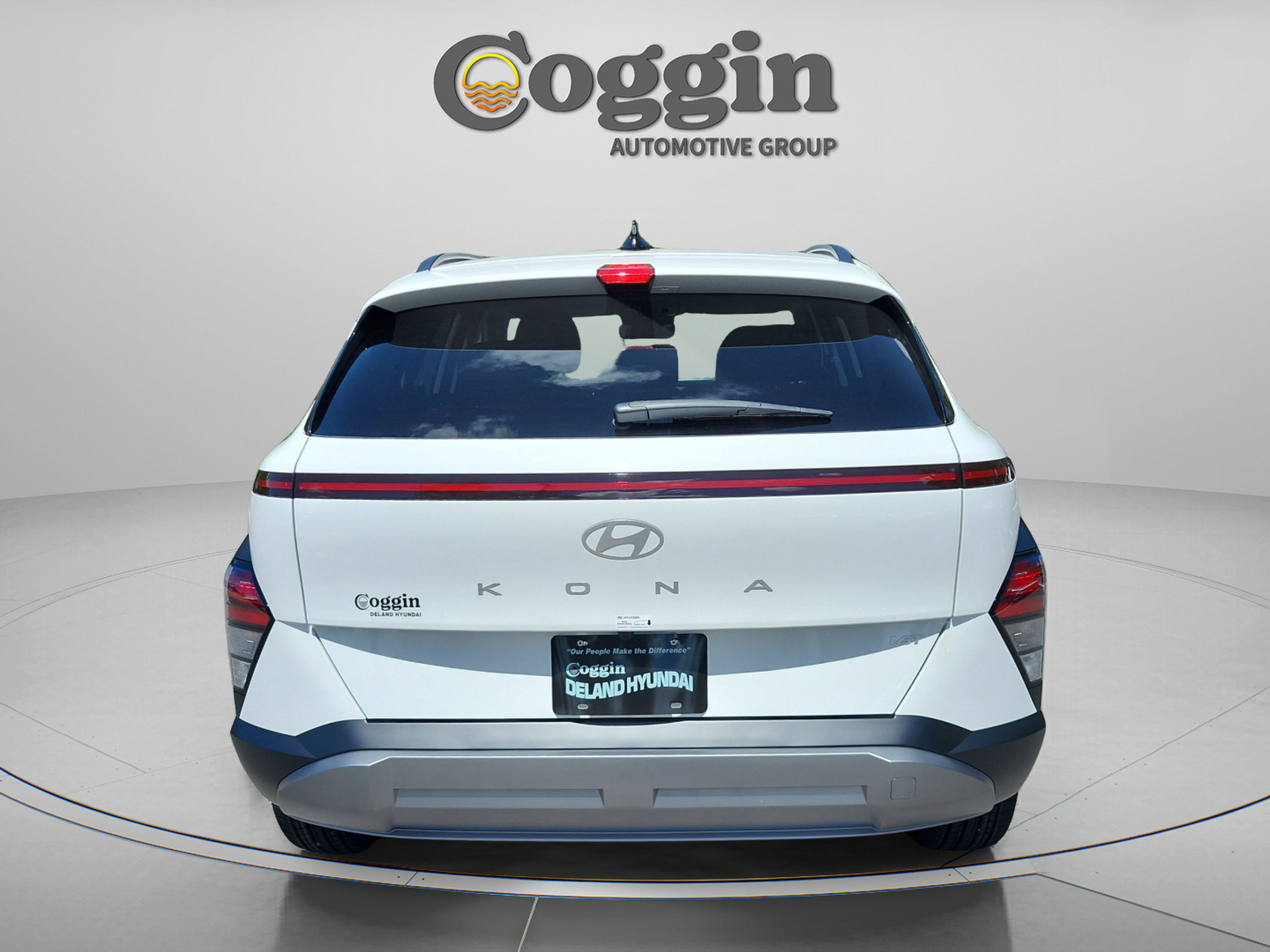 Certified 2026 Hyundai Kona SEL Premium FWD image 4