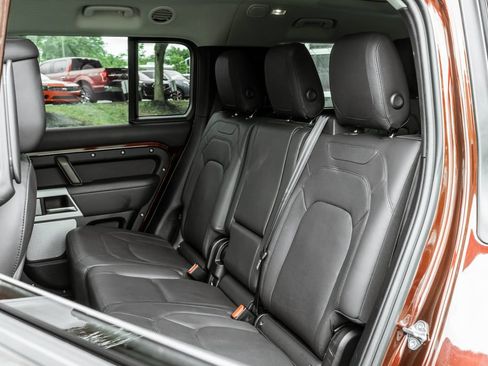 Used 2023 Land Rover Defender 130 First Edition AWD/4WD image 28