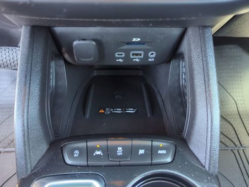 Certified 2022 Chevrolet TrailBlazer RS w/ Technology Package AWD/4WD image 21