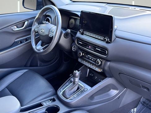 Used 2023 Hyundai Kona Limited FWD image 6