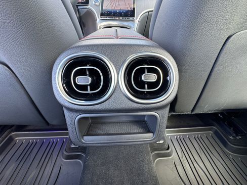 Certified 2026 Mercedes-Benz GLC 43 AMG 4MATIC image 33