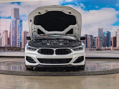 Used 2026 BMW M850i xDrive w/ Driving Assistance Package image 4