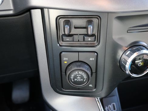 Used 2026 Ford F150 XLT w/ Equipment Group 302A MID AWD/4WD image 30