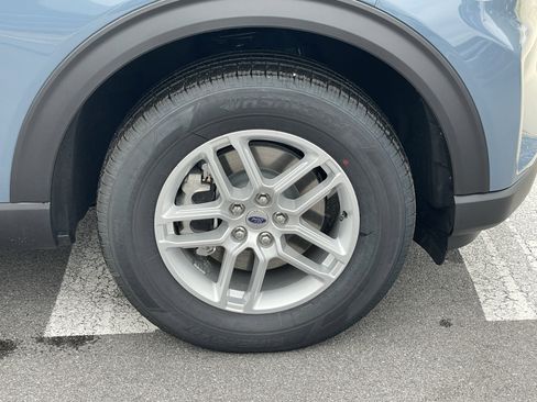 New 2026 Ford Explorer Active image 12