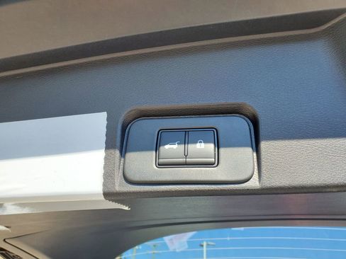 New 2026 Nissan Rogue SV image 9