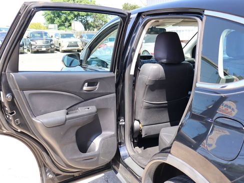 Used 2015 Honda CR-V LX image 19