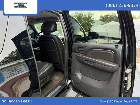 Used 2012 GMC Yukon XL Denali AWD/4WD image 13