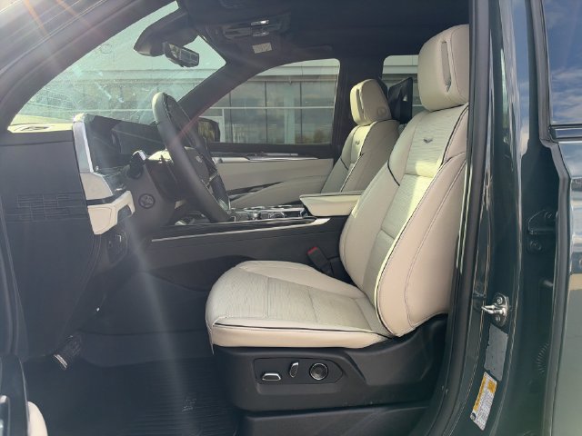 Certified 2026 Cadillac Escalade Sport w/ Touring Package AWD/4WD image 9