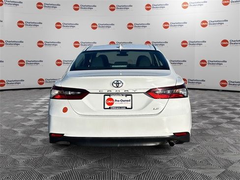 Used 2024 Toyota Camry LE image 4