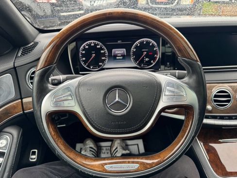 Used 2015 Mercedes-Benz S 550 4MATIC Sedan image 12