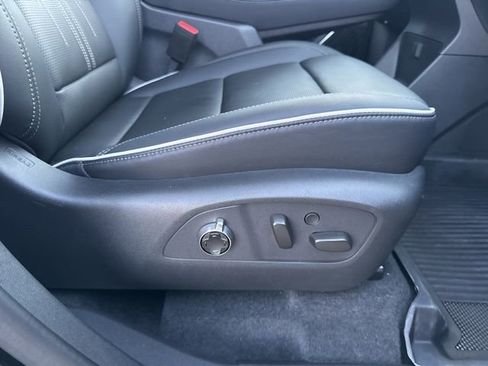 Used 2025 Buick Enclave Avenir w/ Super Cruise Package image 31