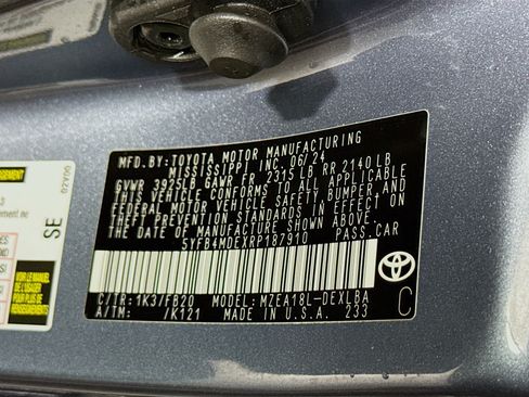 Used 2024 Toyota Corolla LE FWD image 39