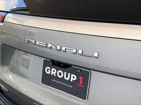 Used 2025 GMC Yukon Denali w/ Denali Reserve Package AWD/4WD image 33