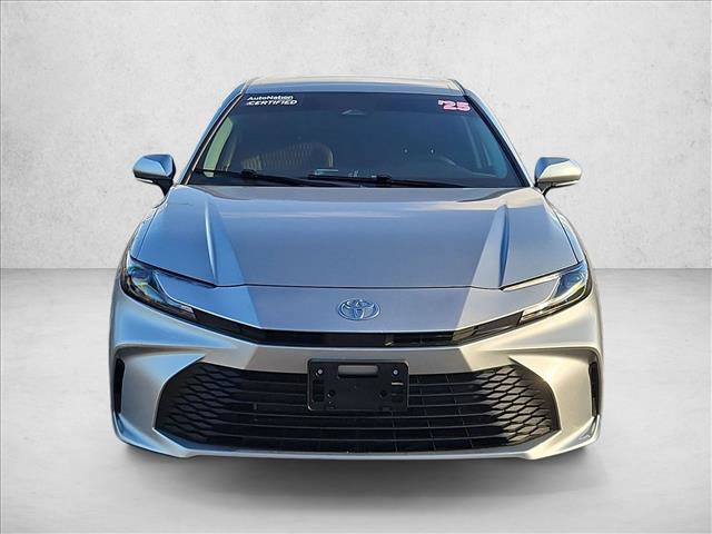 Used 2025 Toyota Camry LE FWD image 2