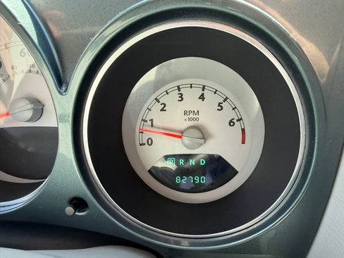 Used 2006 Chrysler PT Cruiser Touring FWD image 9