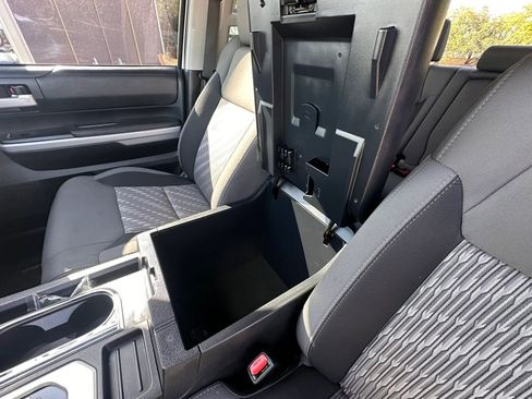 Used 2018 Toyota Tundra SR5 w/ SR5 Upgrade Package RWD image 19