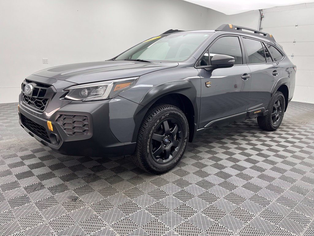 Used 2025 Subaru Outback Wilderness w/ Wilderness Package AWD/4WD image 2