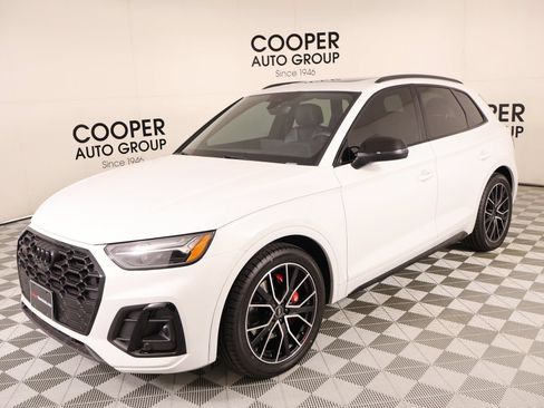 Used 2022 Audi SQ5 Premium Plus w/ Premium Plus Package AWD/4WD image 10