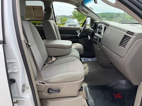 Used 2007 Dodge Ram 1500 Truck SLT RWD image 14