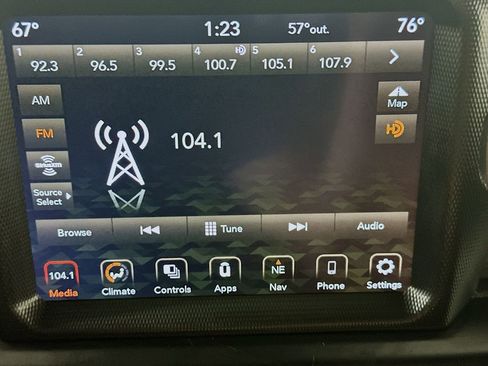 Used 2021 Jeep Gladiator Mojave image 16