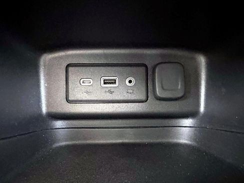 Used 2024 Chevrolet Equinox LT AWD/4WD image 24