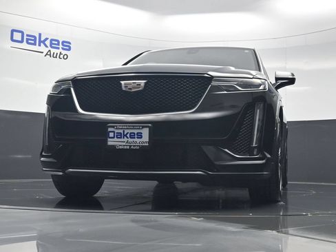 Used 2023 Cadillac XT6 Sport w/ Technology Package AWD/4WD image 43