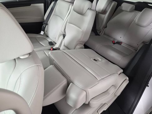 Used 2026 Honda Odyssey EX-L image 11