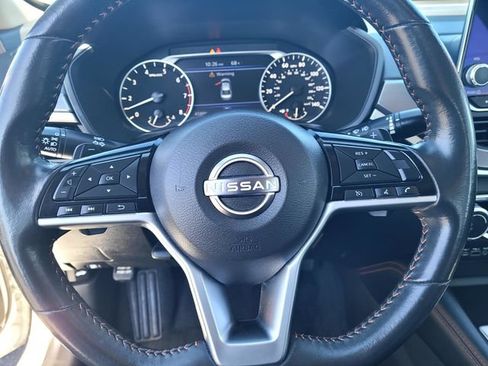 Used 2024 Nissan Altima 2.5 SR FWD image 27