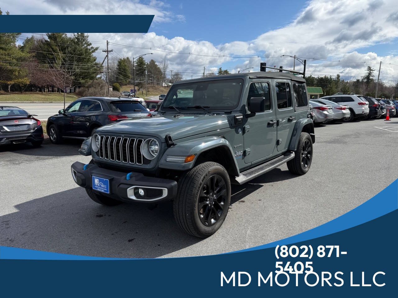 Used 2024 Jeep Wrangler Unlimited Sahara AWD/4WD image 1
