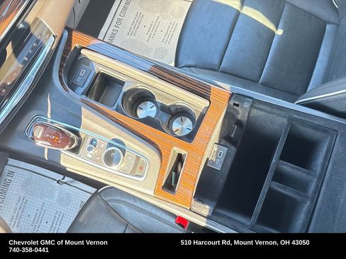 Used 2023 Cadillac Escalade Premium Luxury image 18