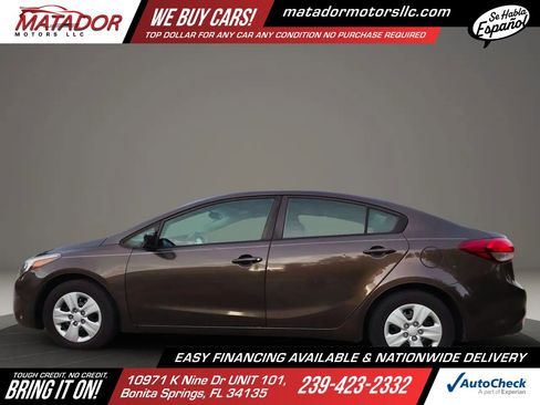 Used 2017 Kia Forte LX image 8