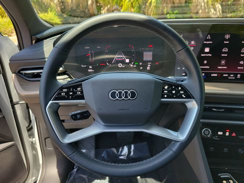 Used 2025 Audi Q5 Prestige AWD/4WD image 30
