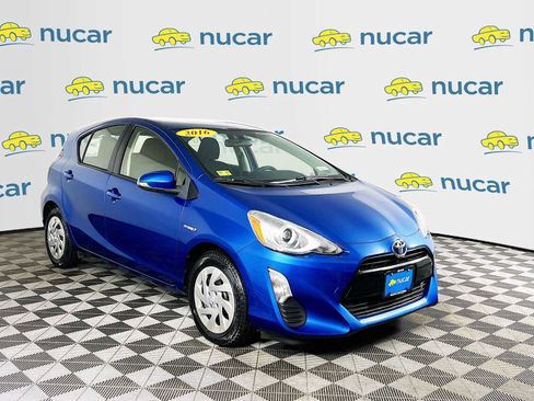 Used 2016 Toyota Prius C Two image 1
