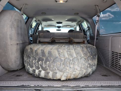 Used 2000 Ford Excursion XLT image 32