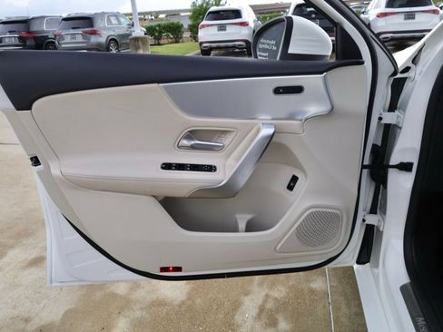 Certified 2022 Mercedes-Benz A 220 image 20