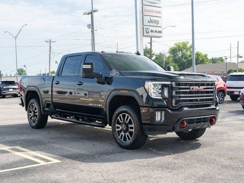 Used 2022 GMC Sierra 2500 AT4 w/ AT4 Preferred Package AWD/4WD image 7