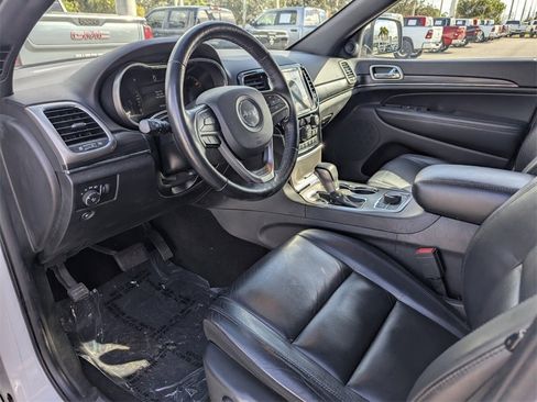 Used 2019 Jeep Grand Cherokee Limited w/ Trailer Tow Group IV image 23